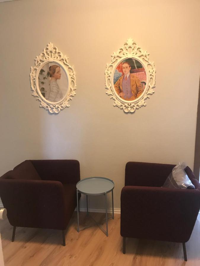 Tm Aparts Dortmund Kültér fotó The interior of the waiting room at the clinic